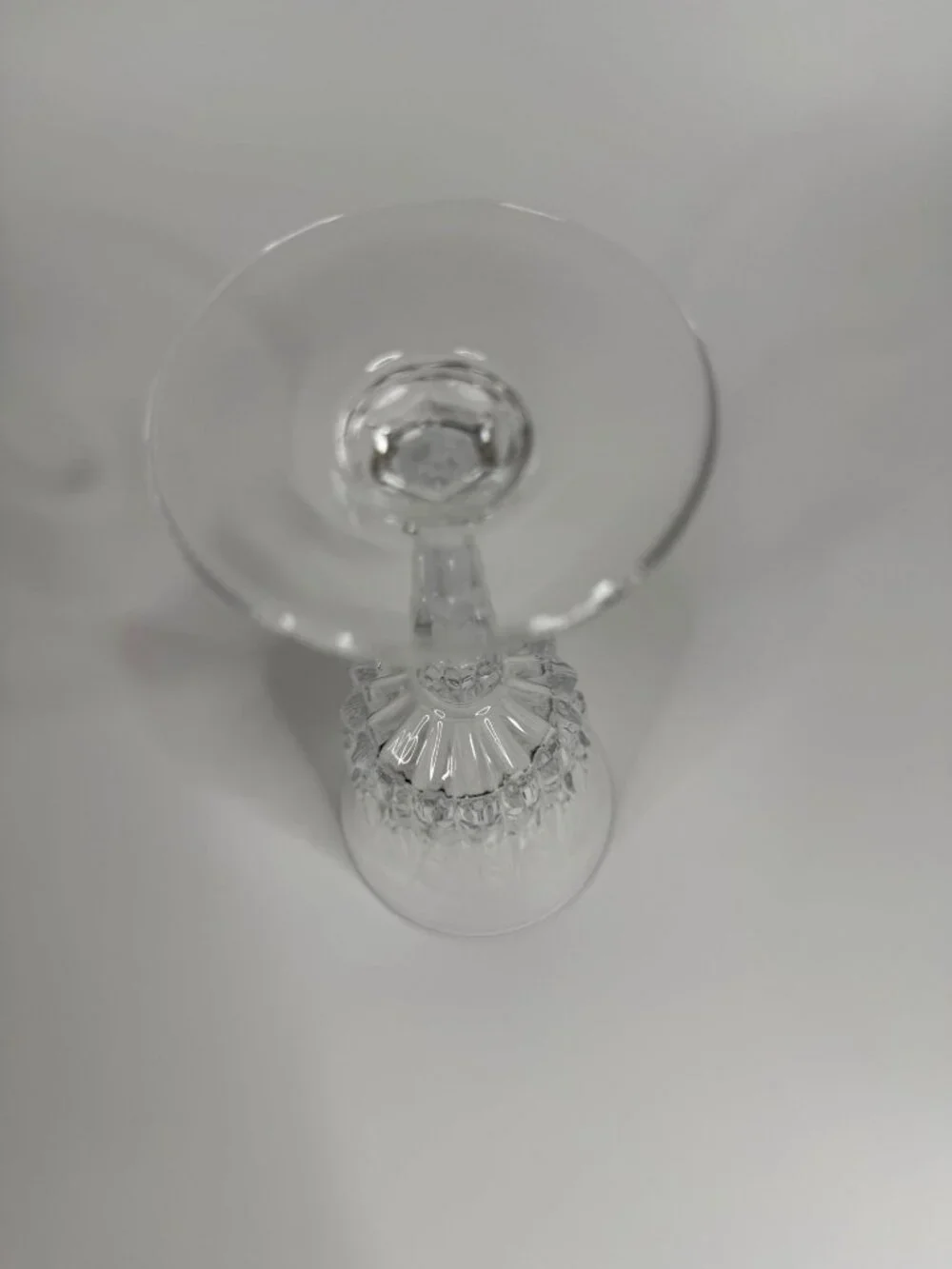 Vintage Villeneuve Cristal d'Arques Durand Wine Glass, approx. 6.75